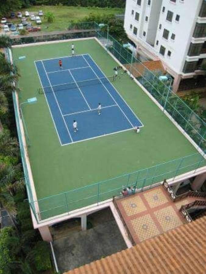 Alza Mahkota Hotel Melaka Bagian luar foto
